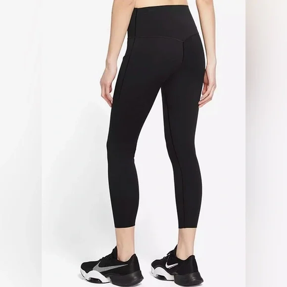 NWOT Nike Universal Dri-Fit 7/8 Leggings- Medium - Picture 3 of 10